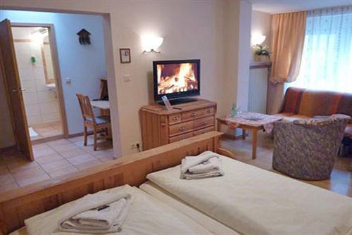 Haus Hillesheim Hotel 4*